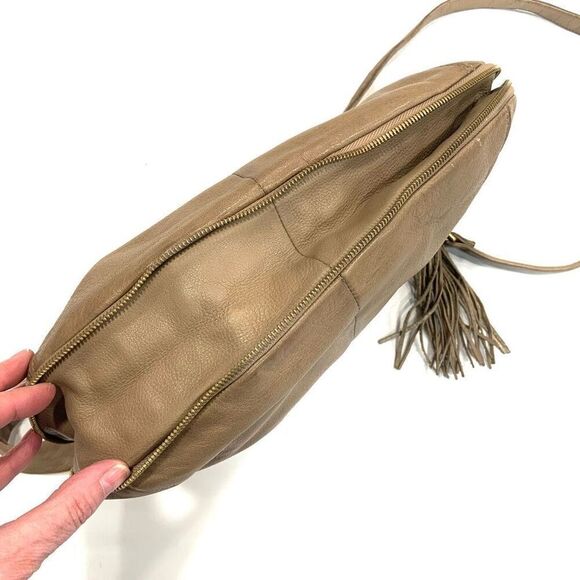 HOBO Shoulder / Crossbody / Handbag - Picture 5 of 10